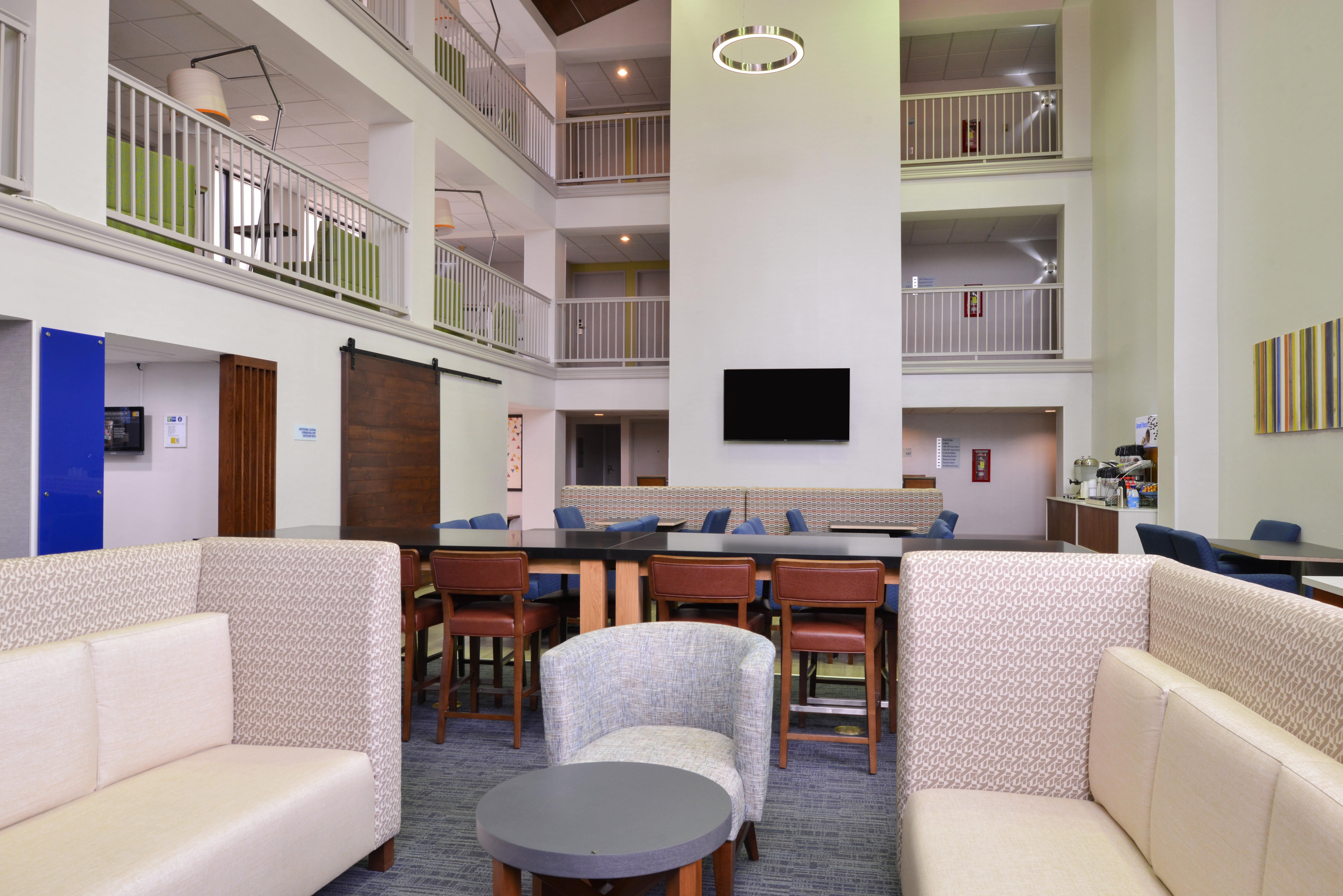 Holiday Inn Express Palm Desert By Ihg Bagian luar foto