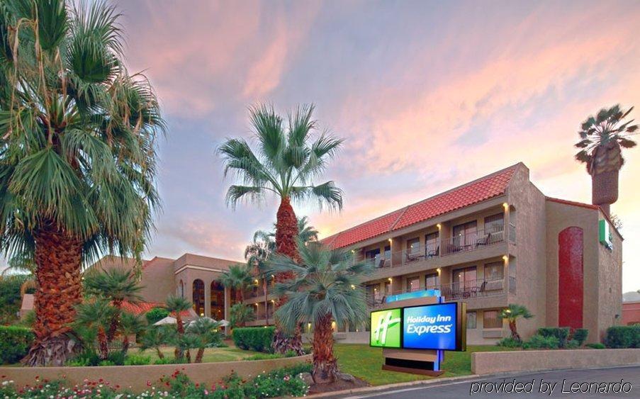 Holiday Inn Express Palm Desert By Ihg Bagian luar foto